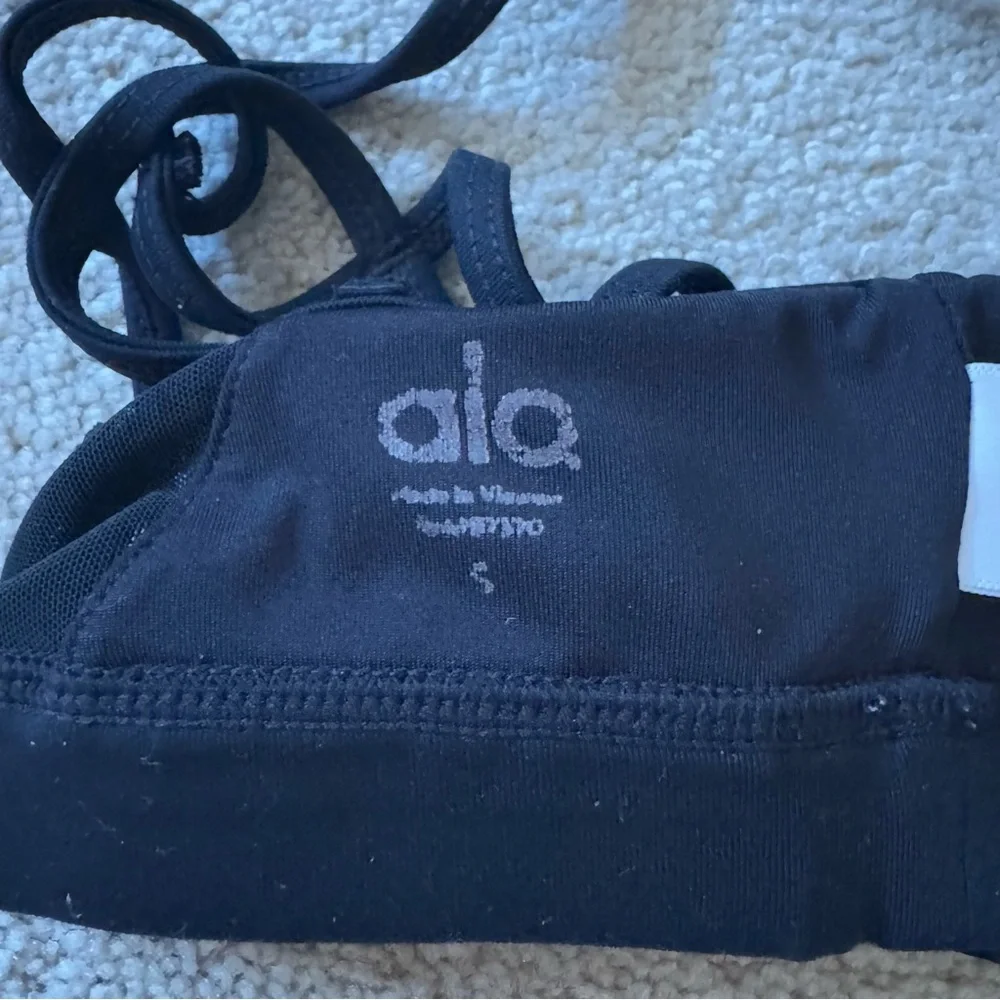 Alo yoga black sports Bra Size S